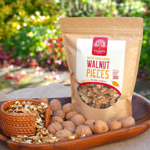 Load image into Gallery viewer, Trickett&#39;s Grove Walnut Pieces 300g - NZ Grown